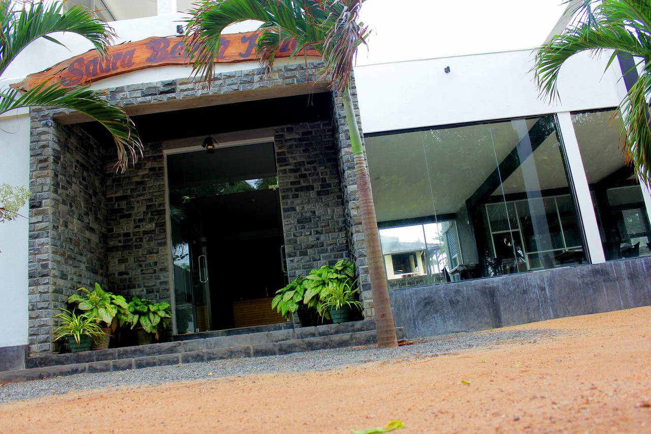 Saara Beach Hotel Marawila Exterior foto