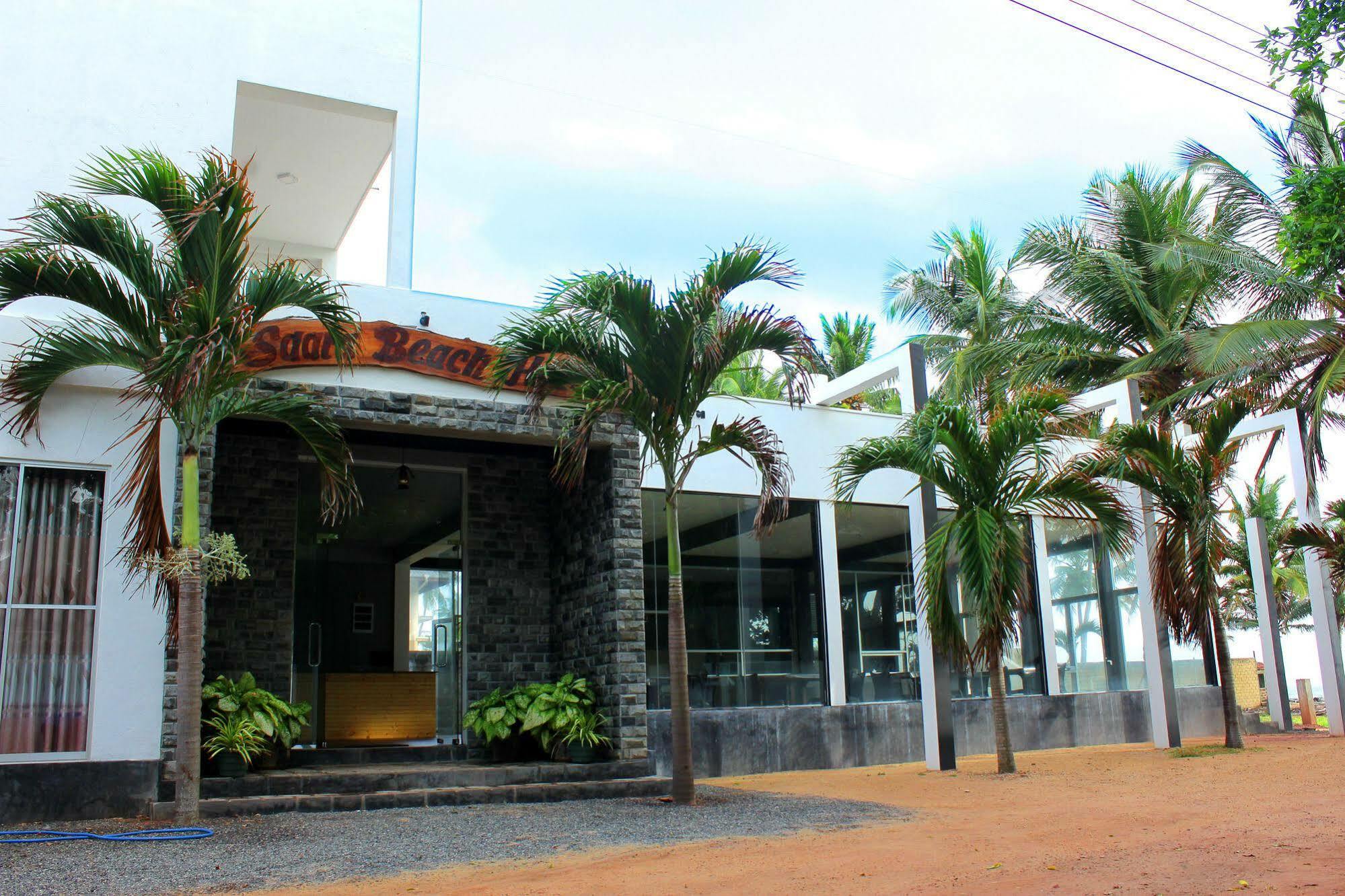Saara Beach Hotel Marawila Exterior foto